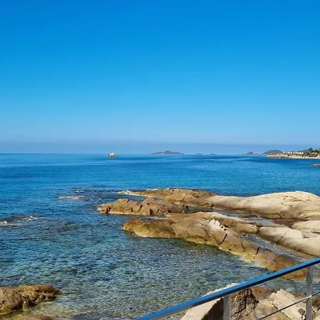 Pieds Dans L'eau Villa